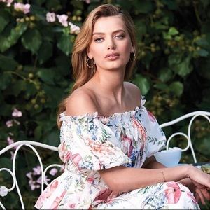 Antonio Melani Kyla Off The Shoulder Floral Ivory Blouse | Size 6